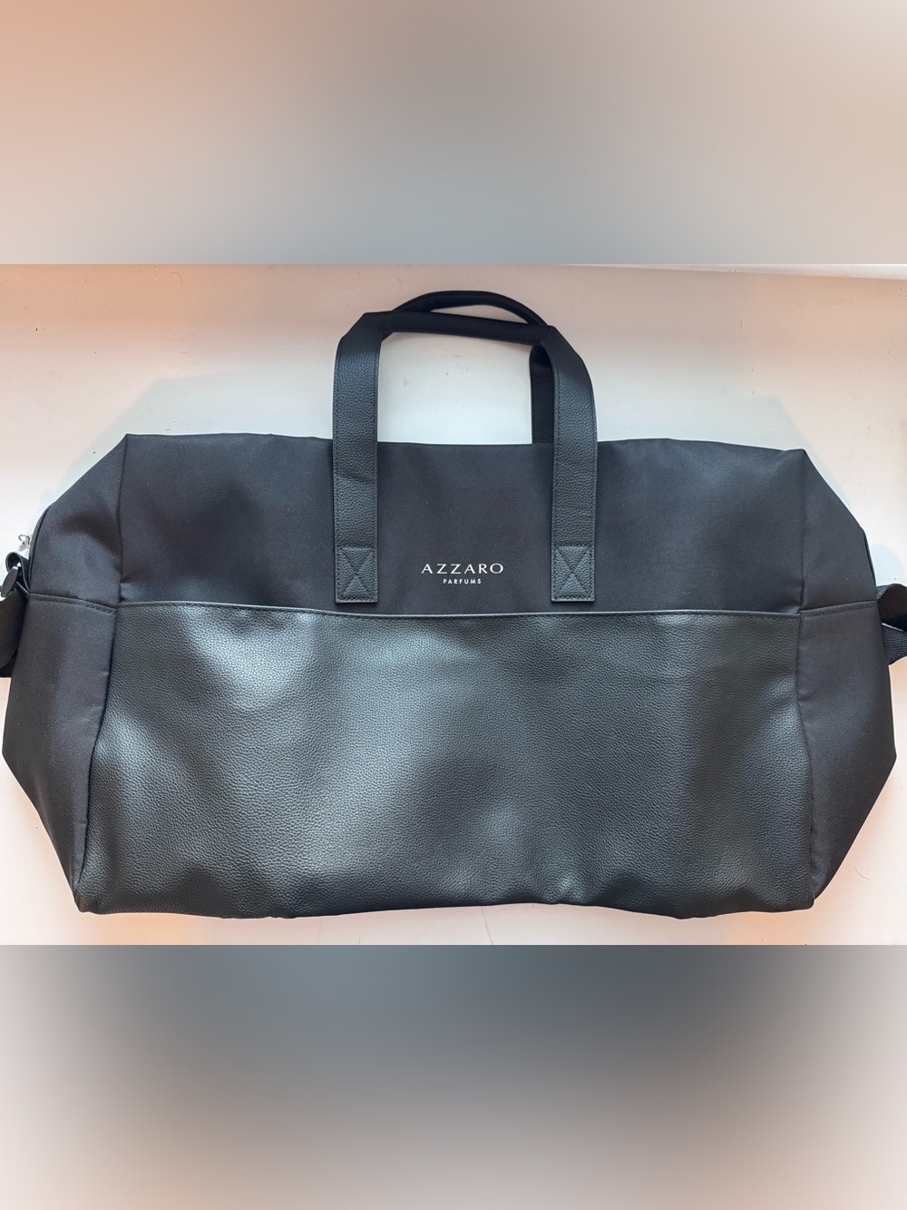 Black Weekend Duffel Bag - Men's Travel Bag